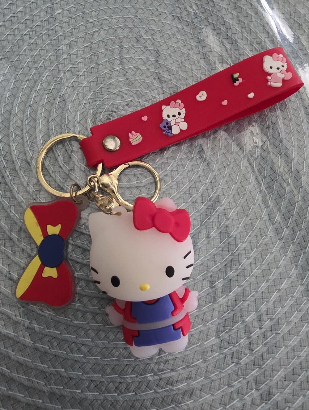 Hello Kitty Keychain